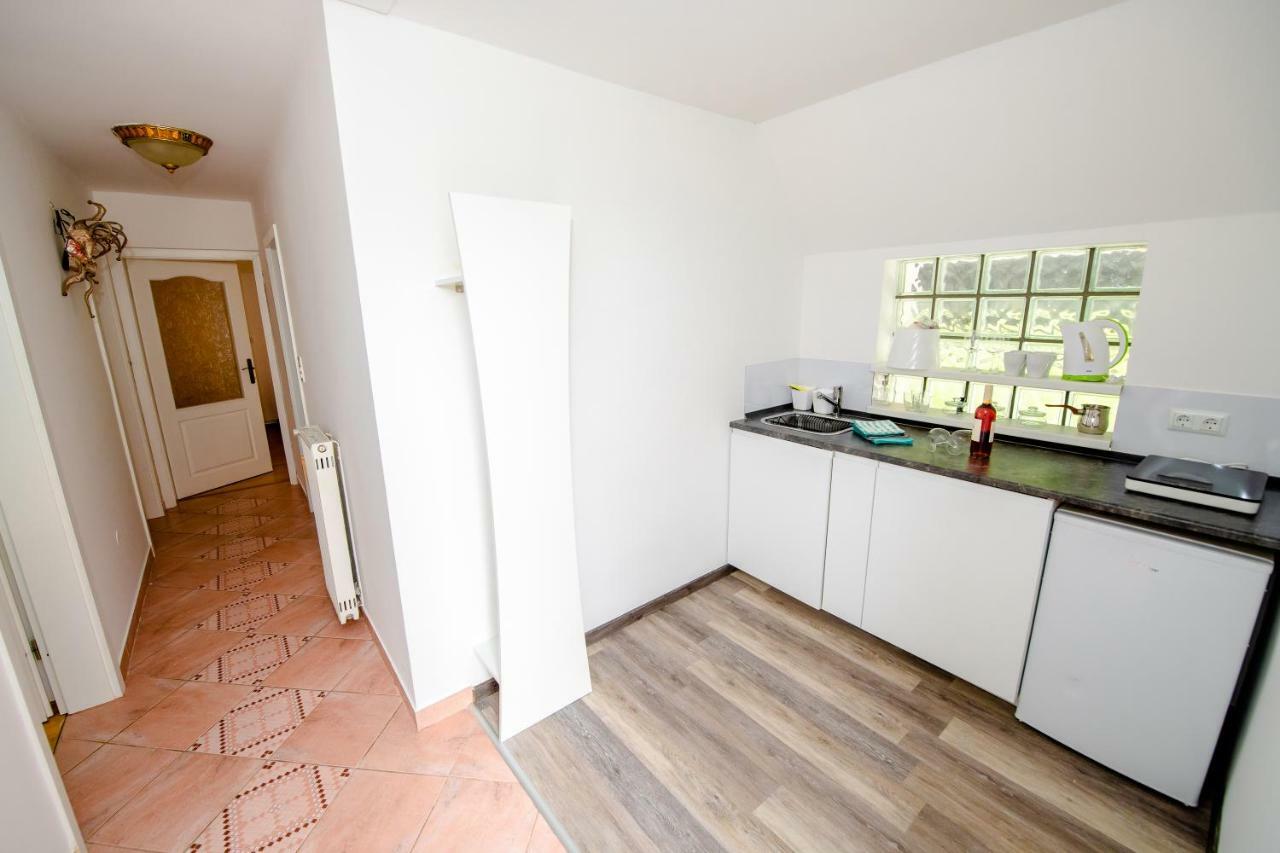 Apartment With View Zirovnica Bagian luar foto