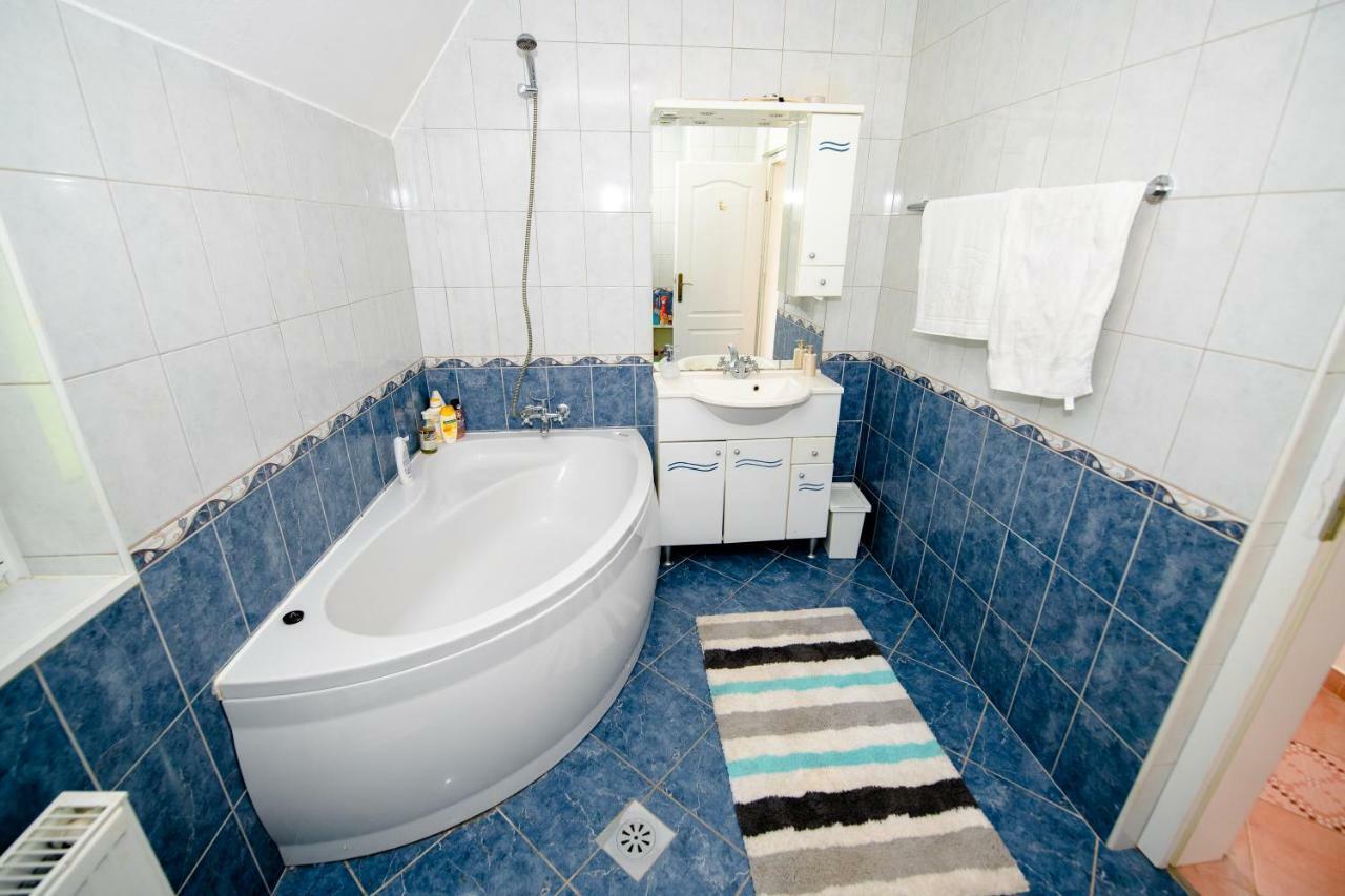 Apartment With View Zirovnica Bagian luar foto